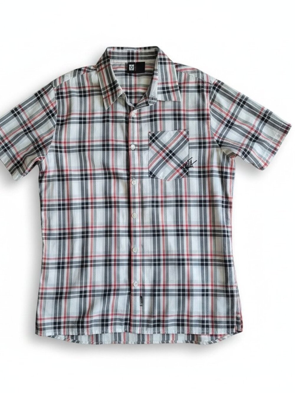 Rusty White, Black & Red Plaid Short Sleeve Shirt Medium